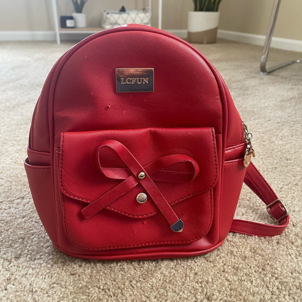 Red mini Backpack Purse 🎒